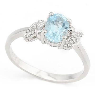 A lovely 1.0 Carat oval cut Swiss Baby Blue Topaz and two pieces of round cut white Diamond on a solid 925 Sterling Silver Ring.
